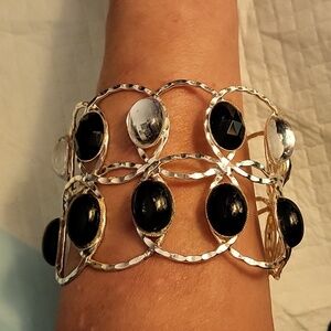 White House Black Market Gold and Black Bracelet
Wore 1 x.